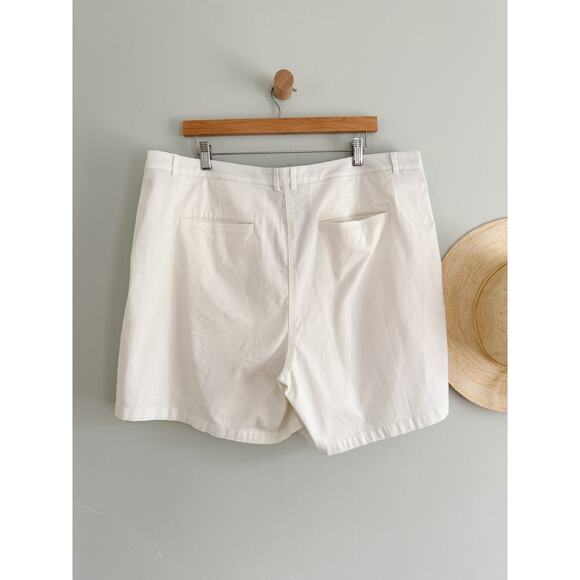 J.Crew | NWT 7" heritage chino short in White | Sz 18 - Picture 7 of 10